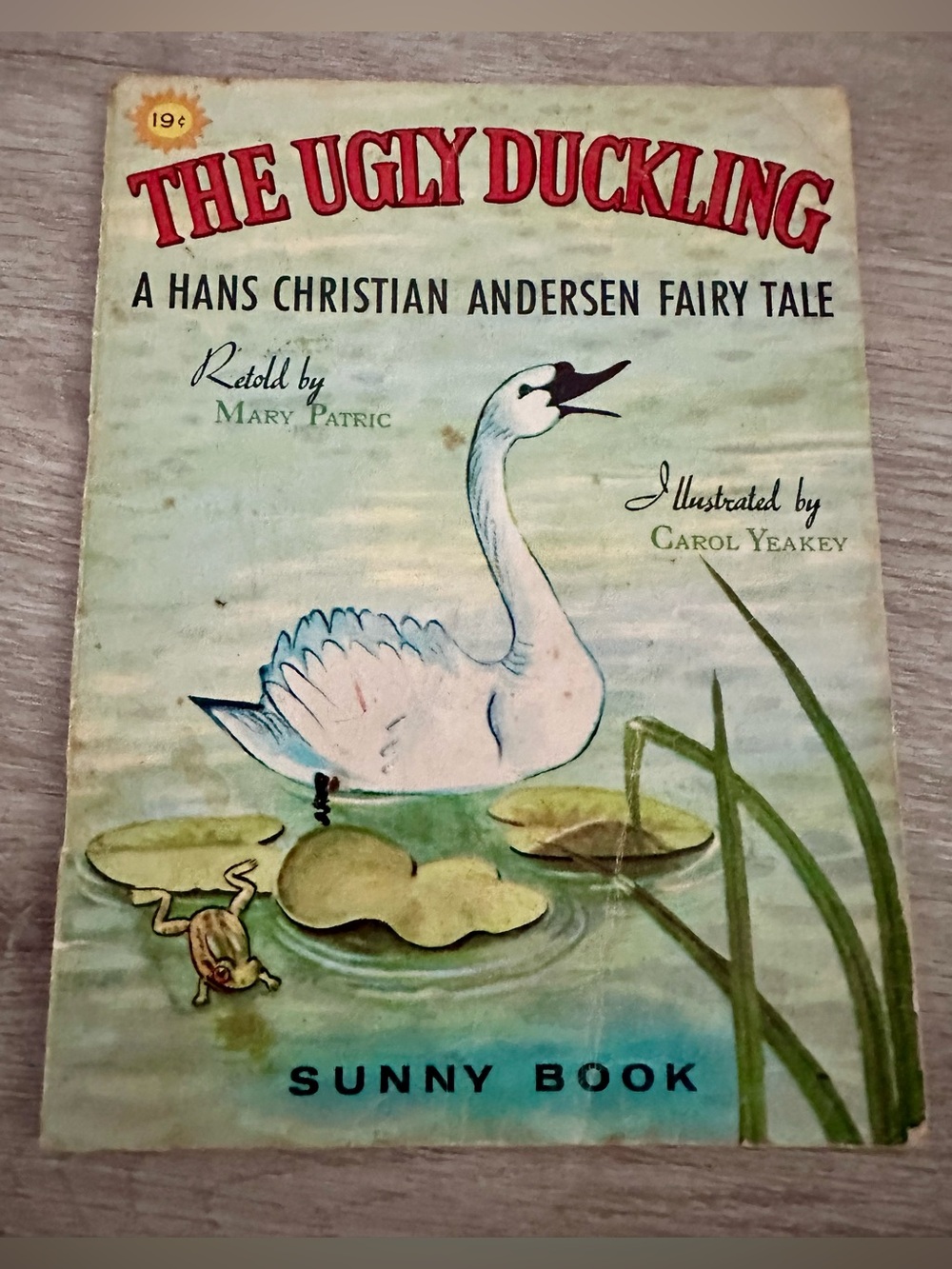 VINTAGE, 1960s, The Ugly Duckling: A Hans Christian Andersen Fairy Tale book